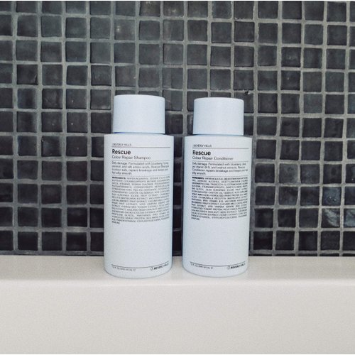 J Beverly Hills Blue Rescue Colour Repair Shampoo with Honey Extract for Hair Shine, 12 Oz