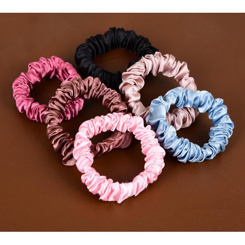 Slim Satin Scrunchie, Skinny Silk Scrunchies, Small Scrunchies for Girls, Scrunchy For Women Thin Hair Ties Mini scrunchies Ponytail Holder For Thick Fine Curly Hair 6 Pcs Multicolour