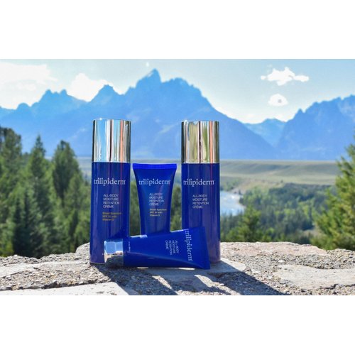 Trilipiderm Weekender Bundle – All-Body Moisture Retention Crème Broad Spectrum SPF 30 with Vitamin D and All-Body Moisture Retention Crème, 8 Ounce Airless Pump Bottles