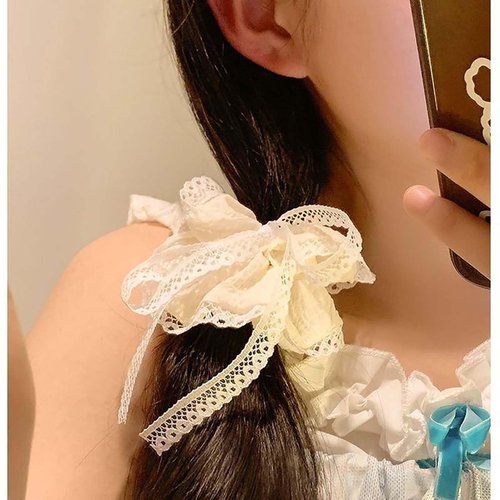 Andelaisi Boho Bow Hair Scrunchies Lace Elastic Scrunchies Vintage Lace Elastic Hair Rope Big Scrunchy Lace Bands Rope Ponytail Holder Hair Accessories for Women(White)