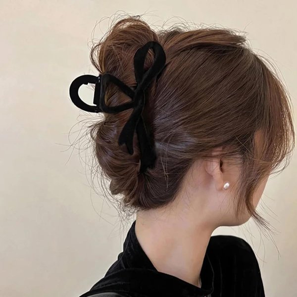 Velvet Bow Hair Clips for Women French Elegant Hair Claw Clip Hairpin Non-Slip Jaw Butterfly Hair Clip for Thin Fine Thick Hair Korean Cute Claw Clips Hair Accessories Female Headwear Gift (black)