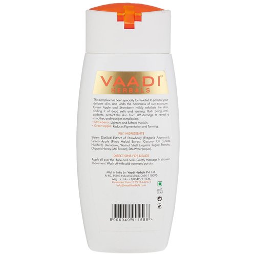 Vaadi Herbals Strawberry Scrub Face Wash 110ml
