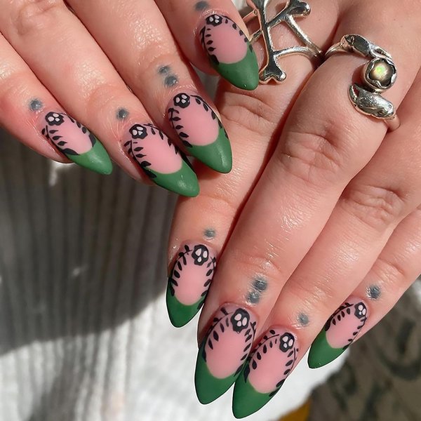 Halloween Press on Nails Medium Almond Matte Fake Nails Dark Green French Tip False Nails With Skull,Leaves Designs Full Cover Stick on Nails Acrylic Artificial Nails Glue on Nails for Women 24Pcs