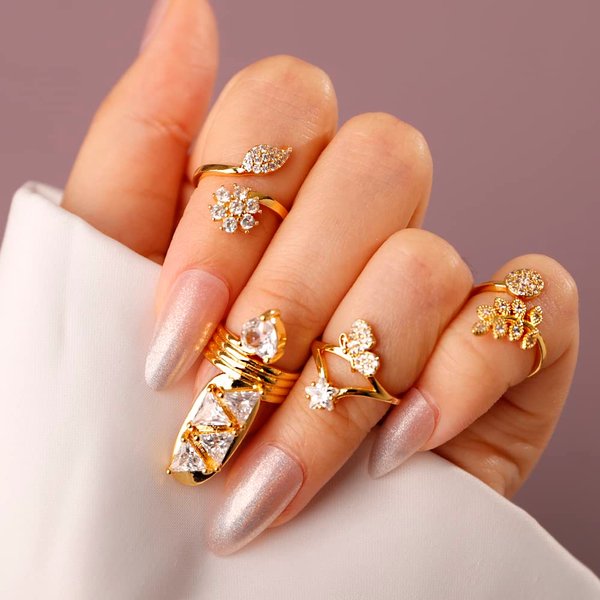 Rumtock CZ Crystal Beads Butterfly Fingernail Opening Ring Nail Decoration for Women Girls Little Finger Nail Art