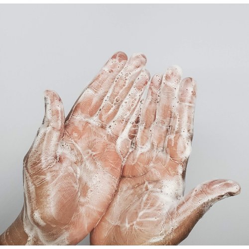 smelly kids company Moisturizing Whipped Soap- Kid Friendly Cream Body Wash| Hand Wash| Shave Butter, For all skin types| No Sulfates, No Parabens, Cruelty-Free|4oz (Strawberry Banana Smoothie)