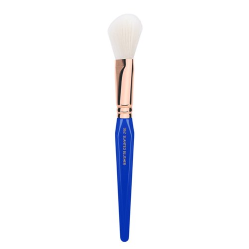 Bdellium Tools Professional Makeup Brush - Golden Triangle 962 Slanted Blusher - With All Vegan and Soft Synthetic Fibers, For Contouring and Highlighting (Blue, 1pc)