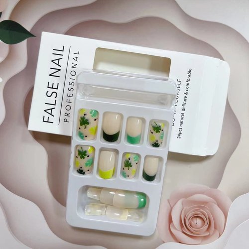 24 Pcs St. Patrick’s Day Press on Nails Medium, Square Shaped Glue on Nails for Women, French Tip Fake Nails with Green Shamrock Designs (Style 2)