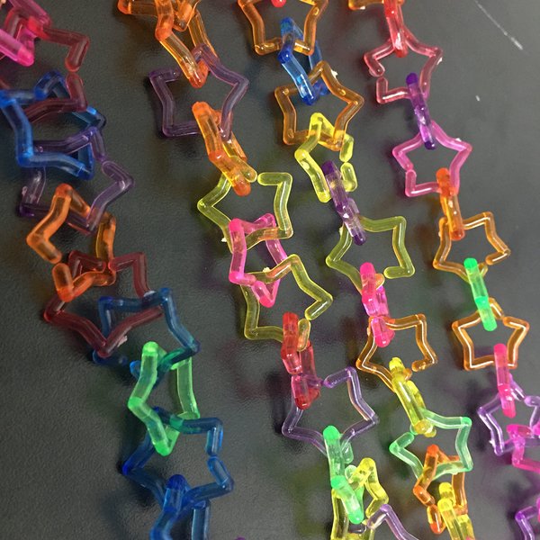 Power of Dream Star Shape Clear Color Chain Links Plastic Neon Toy Parrot Bird Foot Parts Kid DIY 100pcs