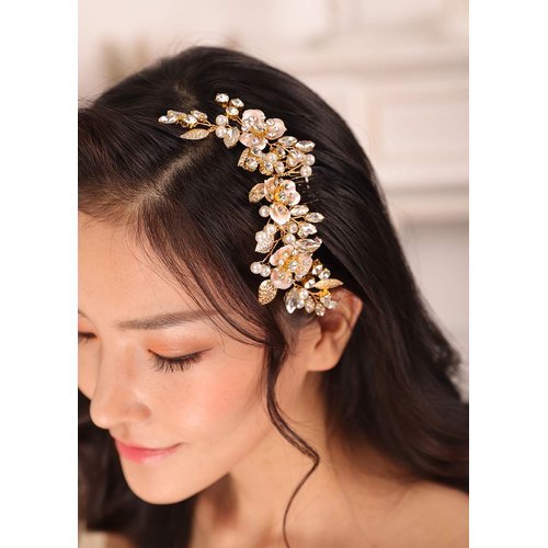 Kercisbeauty Dainty Gold Hair Comb for Women and Girls Rhinestones Headpiece for Her Pearl and Crystal Hair Piece Boho Bridal Hair Piece Side Combs for Bridesmaids