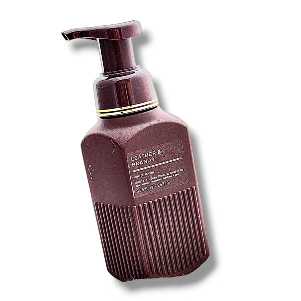 Baꞎh aпd Body Works Gentle Foaming Hand Soap 8.75 Fl Oz (Packaging may vary) (Leather & Brandy)