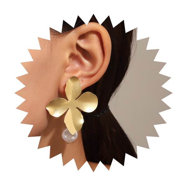 YienDoo Boho Big Flower Drop Earrings Vintage Gold Floral Petal Dangle Earrings Statement French Flower Pearl Drop Earrings Studs Wedding Bridesmaid Earrings Jewelry for Women and Girls