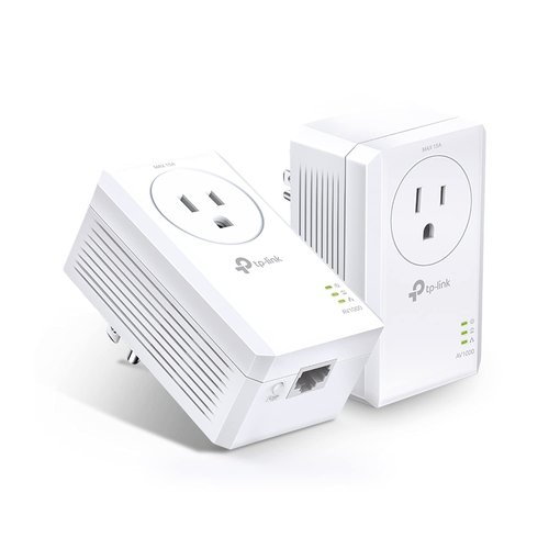 TP-Link AV1000 Powerline Ethernet Adapter(TL-PA7017P KIT)- Gigabit Port, Plug and Play, Extra Power Socket for Additional Devices, Ideal for Smart TV, White