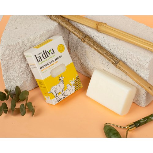 La Diva Organic Soap Collection - Hand Soap - Argan, Coconut Oil, Collagen, Donkey Milk, Lavender, and More - Premium Bar Soaps for Daily Hydration and Skin Nourishment (Goat's Milk & Honey)
