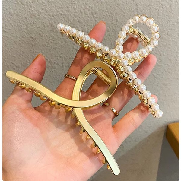 gold metal powerful hair claw clips, retro shark claw clips, hair accessories for women and girls(Pack of 2)