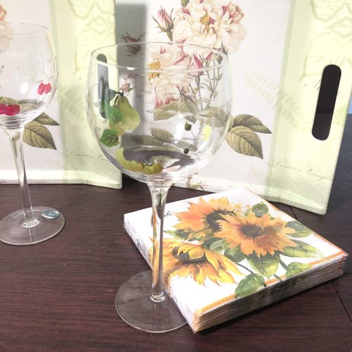 20-ct 13x13 Floral Napkins Sunflower Napkins Floral Paper Napkins Mother's Day Napkins Sunflower Paper Napkins Decorative Napkins for Decoupage Pretty Flower Napkins Lunch Dinner Cocktail Wedding Tea