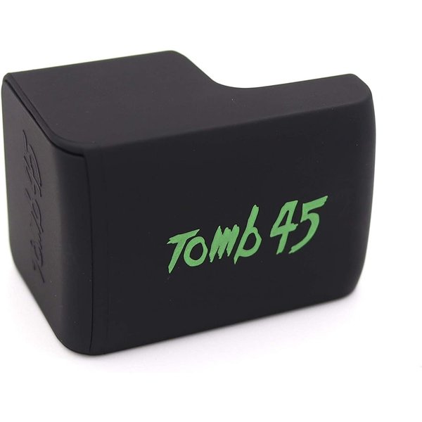 Tomb45 Wireless Charging PowerClip adapter fits WAHL® Cordless Magic Clip®, Cordless Sterling 4®, Cordless Designer® and any WAHL® clipper with plastic body, adapter only
