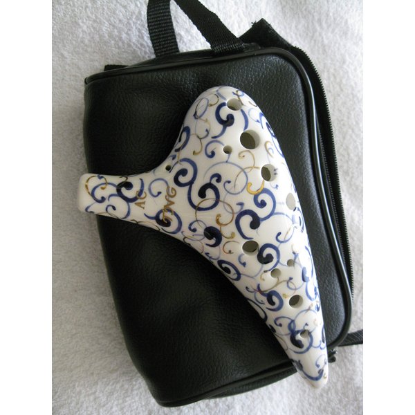 Exquisite Porcelain Ocarina Elegant Hand Paint Alto C Artistic Works Treasured Item