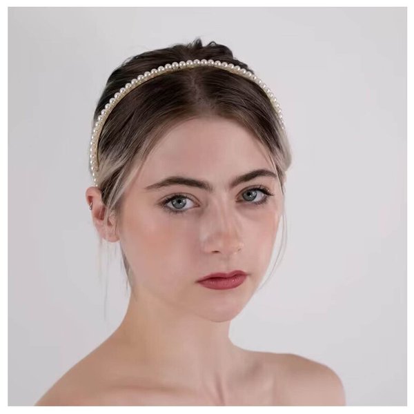 Allereyae Vintage Pearl Headband White Pearl Hairband Bridal Pearl Hair Hoop Band Wedding Headpiece Pearl Beads Hair Accessories for Women