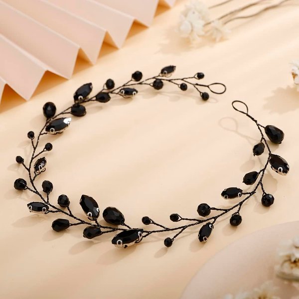 Rumtock Vintage Black Crystal Hair Piece Handmade Headband for Wedding Brides Vintage Hair Piece Banquet Prom Party Jewelry (Black)