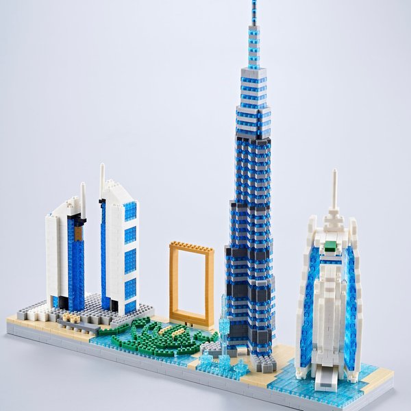 KLMEi World Famous Landmarks Architecture Skylines Series Dubai Skyline Micro Building Blocks Set for Adult and Children Age of 14+ Assembly Construction 3D Toy Present Kit 2545 pcs