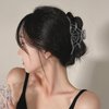 Vsdski Halloween Hair Clips Metal Spider Web Hair Claw Clips Black Y2K-Style Hair Barrettes Hair Jaw ClipsNon Slip Hair Clamp Clips for Thick Thin Hair Halloween Hair Accessories for Women