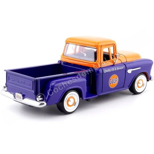 Motormax 1955 Chevrolet 5100 Stepside Pickup Truck Gulf Dark Blue and Orange 1/24 Diecast Model Car