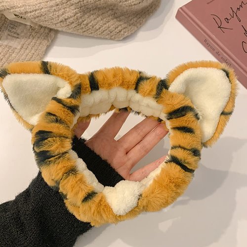 luzen 2Pcs Lovely Tiger Print Headbands Soft Plush Washing Face Facial Mask Skincare Makeup Hair Bands Elastic Spa Shower Yoga Sports Headband Headwraps Hair Accessories for Women and Girls