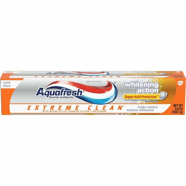 Aquafresh Extreme Clean Whitening Action Fluoride Toothpaste Mint Blast