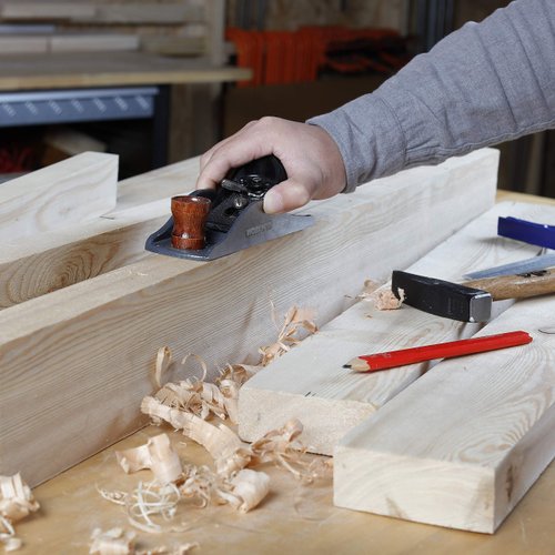 WORKPRO W052002 Block Plane, 1-5/8 In. Wide Blade, Cast Iron Body, Adjustable Cutting Depth, Black (Single Pack)