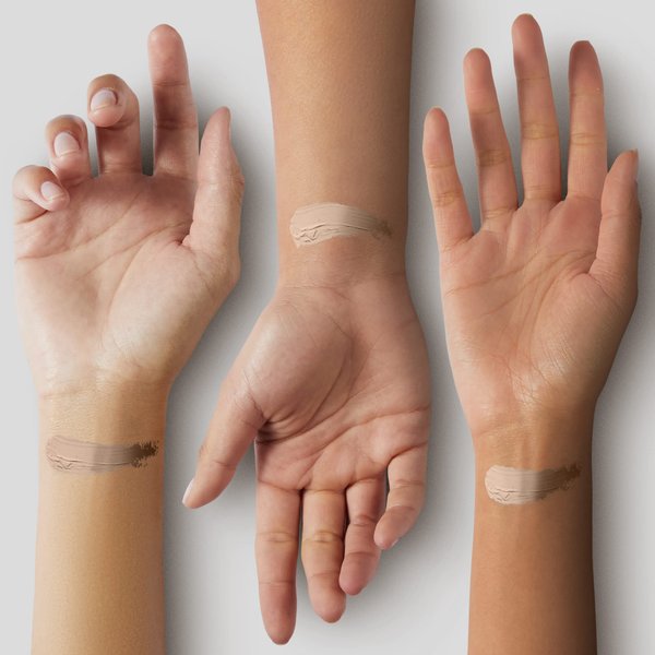 Estée Lauder Double Wear Stay-in-Place 24-Hour Long-Wear Matte Foundation, 1.0 oz, 1N1 Ivory Nude