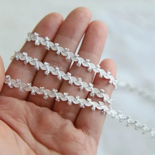5mm/0.2" Tiny Rickrack Trim, Lace Trim Decorate, in White Gold and Silver Colors, Sewing Craft Supplies, Perfect for Doll Clothes (2 Yards)