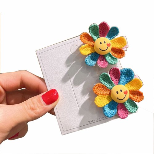 LINAYOHA 2Pcs Smiley Face Sun Flower Hair Clip for Girl Colorful Resin Wreath Crochet SunFlower Hair Barrette Clip Knit Floral Hair Pin for Kid Children Gift for Toddler