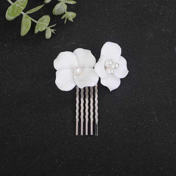 Teyglen Bride Flower Wedding Hair Comb Bridal Flower Headpiece Small Cute White Flower Pearl Hair Piece Decorative Hair Jewelry Accessories for Women Girls (Silver)