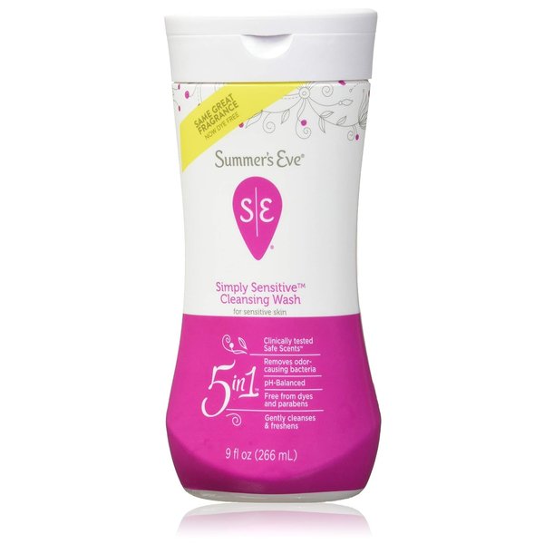 Summer's Eve Cleansing Wash | Simply Sensitive | 9 Ounce | pH-Balanced | Dermatologist & Gynecologist Tested