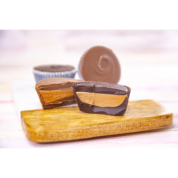 Wockenfuss Candies Jumbo Milk Peanut Butter Cups - 3 pieces