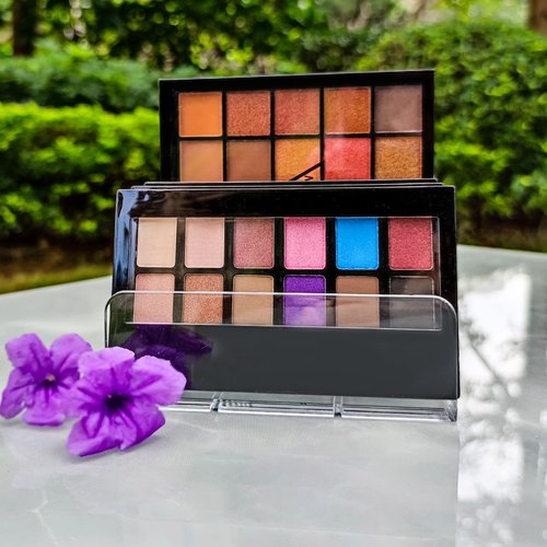 Acrylic Clear Eyeshadow Palette Organizer 7 Sectons Makeup Palette Organizer for Bathroom Countertops,Vanities