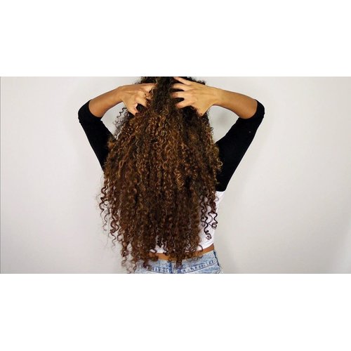 LOVING MY SKINS Moisturizing Sealant = Hair Detangler + Heat Protection | Smoothes Frizzy Hair