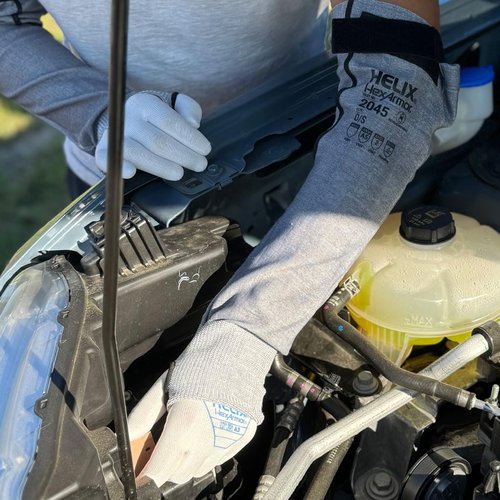 HexArmor A5 Cut Resistant Arm Sleeve With Thumb Hole | Protective Arm Sleeve | Silicone-Free | Fiberglass-Free | Breathable Arm Sleeve | Helix 2045