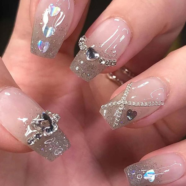 Hkanlre Bling Square Press on Nails Rhinestoens Fake Nails Silver Tips Full Cover Medium False Nails for Women and Girls 24PCS