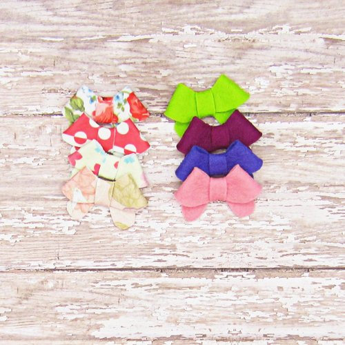 Set of 8 Felt Bows Pinks Alligator Clip or French Barrette (Alligator Clip Left)