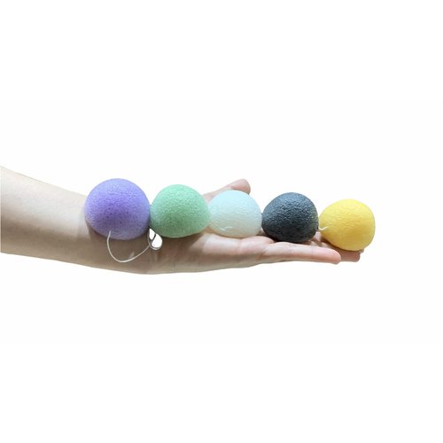 NORI KONJAC SPONGE / 5 PACK MINI SPONGE/Bamboo charcoal, pure, green tea, turmeric, lavender/for all types of skin, Cleanses and exfolietes The skin/Skincare rutine