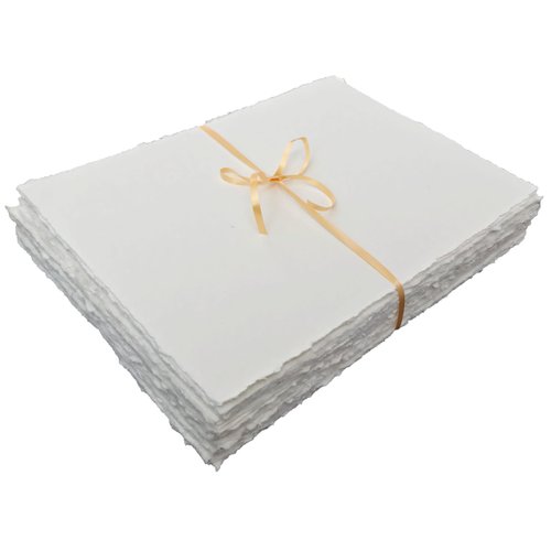 400 GSM / 25 Sheets - Handmade Deckle Edge Blank Drawing Watercolor Paper - Mixed Media Loose Leaf Paper - Cotton Rag Handmade Paper for Artists/Invitations/Crafts (7 inches X 5 inches, Off White)