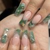 BABALAL Green Press on Nails Medium Square Fake Nails French Tip Stick on Nails Gold Design Acrylic Nails 24Pcs Squoval False Nails