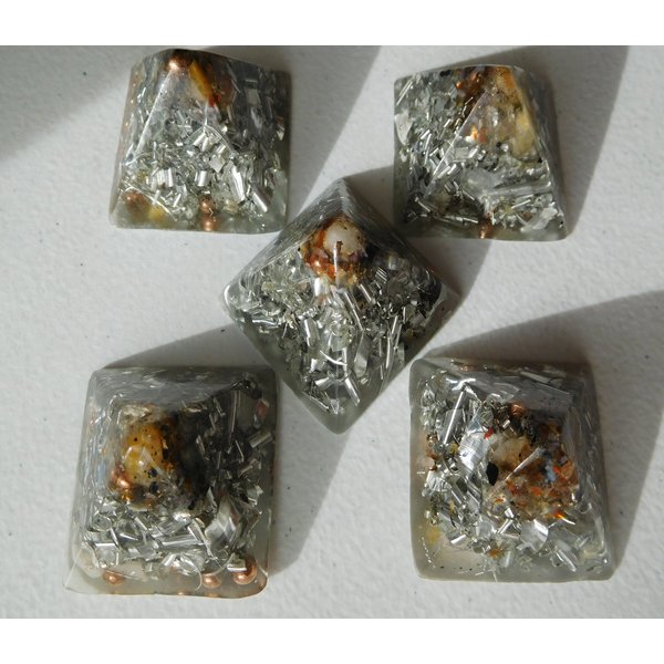 5 Crystal Clear Small Pyramids Crystal Orgone Generator Energy Accumulator PERFECT GIFTING TOOL!!!! Made 528Hz Frequency with OM Chants Many Beautiful Ingredients and Colors!!