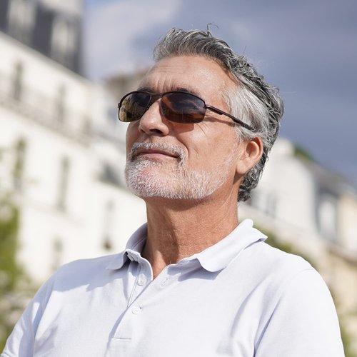 BFOCO Bifocal Sunglasses for Women Men Reading Sunglasses with Spring Hinge Readers (Brown,2.00)