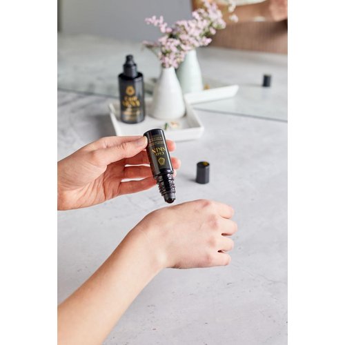 C60 Power - Skin Roll-On - Age-Defying Antioxidant Protection - Reduce Wrinkles, Heal Skin, Non-Greasy - Face, Body, Bug Bites, Scarring - Organic Avocado Oil, 99.99% Pure C60 Fullerenes