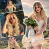 Nnzes Long Blonde Wavy Wig for Women Middle Part Curly Wigs Natural Looking Ombre Blonde Synthetic Heat Resistant Fiber Women Wigs for Daily Party Use