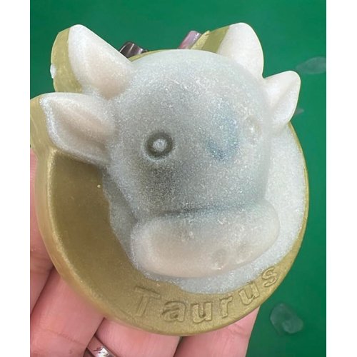 Taurus Soap, Crystal Inside Soap, Gemstone Soap, Grapefruit and Mint Scent, Zodiac Soap, Horoscope Gift, Vegan Bar Soap, Astrology