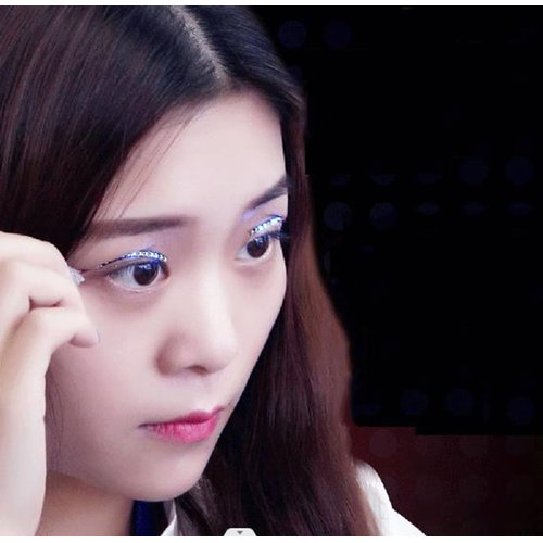 ZCLYHT LED Luminous Eyelash Lamp, Flashing Fake Eyelash Night Lights, False Eyelashes Non Grafting Halloween 6 Colors to Choose From (Colorful)
