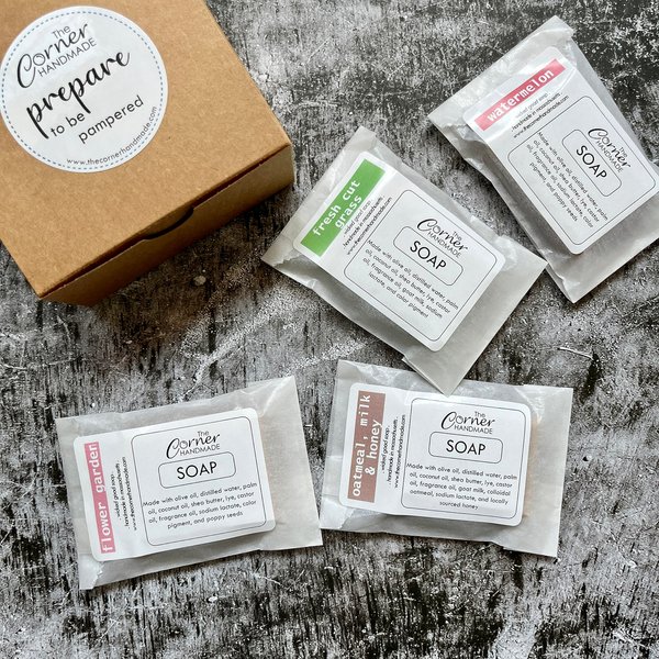 Mini Guest Soaps Gift Box, Travel Soap Bars, Bed and Breakfast, Guest House, Inn, Favors